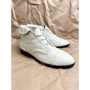 Vintage 80s 90s White Leather Lace Up Granny Boots Monochrome Ankle Booties